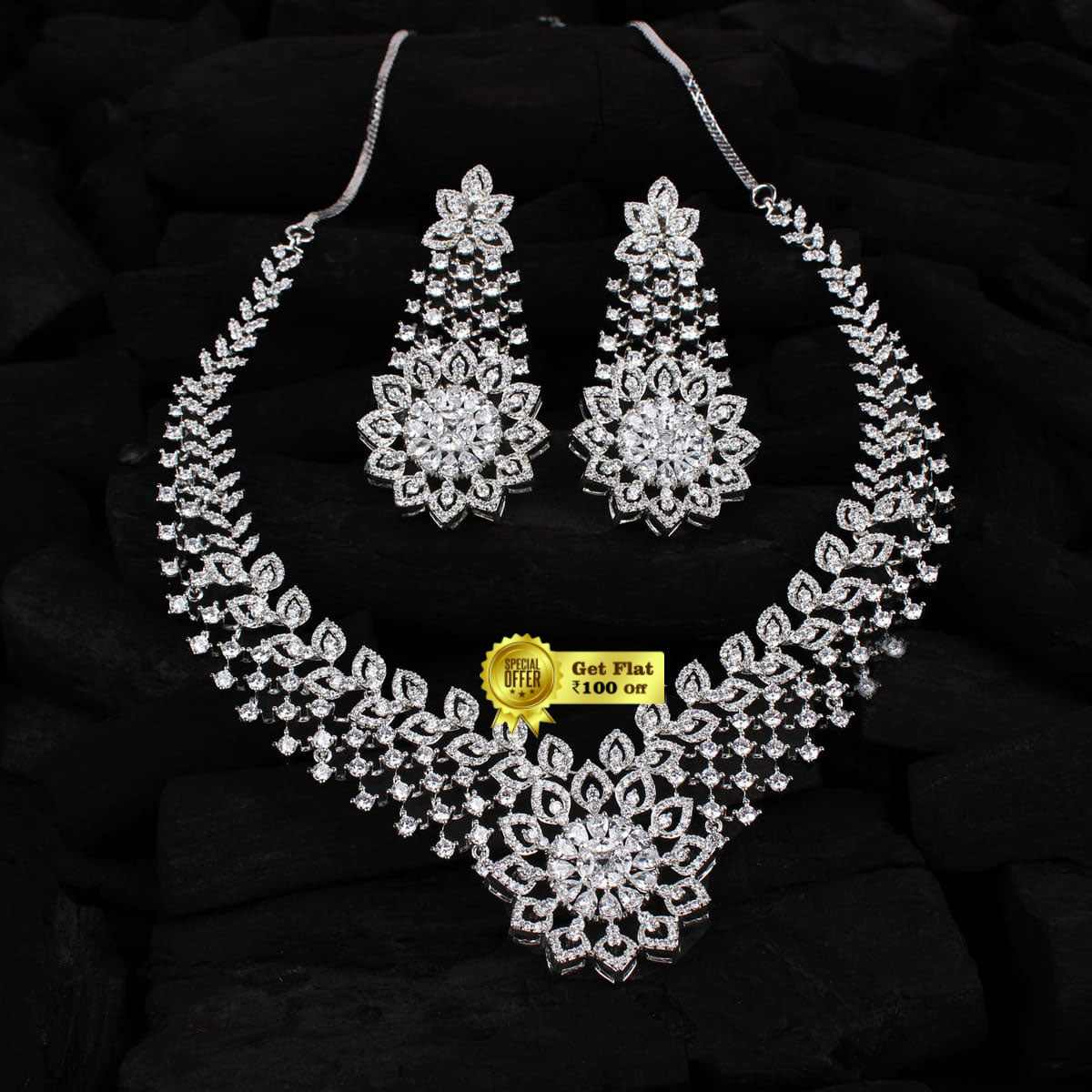 Royal Embossed Flower Designed Necklace Set