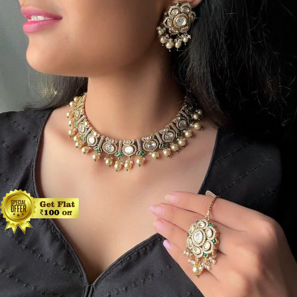 Luxury & Beautiful Rimi Emerald Polki Necklace Set